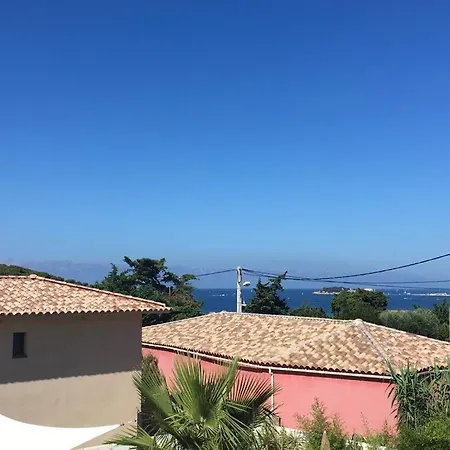 Terrasse Vue Mer, Gorguette A 1 Minute A Pied, Wifi,clim Parking Collectif *
